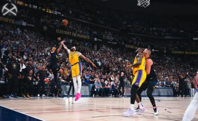 NBA-掘金112-105湖人，戴维斯空砍33分