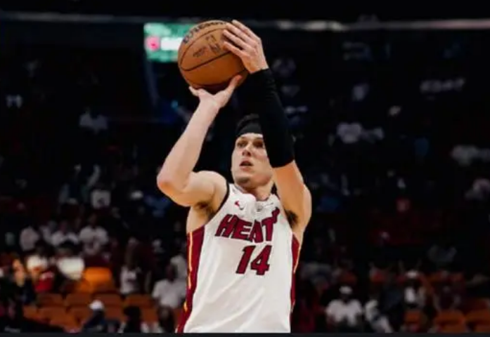 NBA-热火112-91公牛闯入季后赛，希罗24+10+9