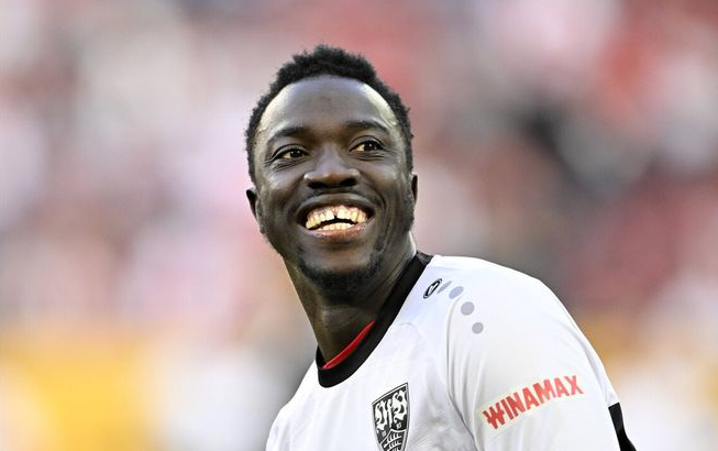 德甲-斯图加特1-0奥格斯堡，塞罗-吉拉西一锤定音